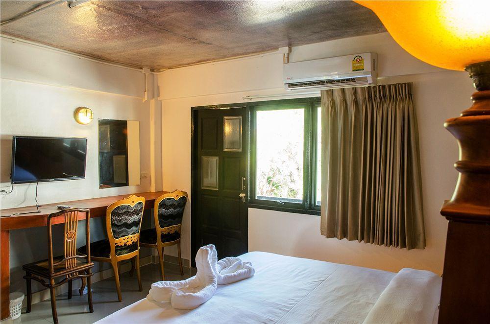 Khunsri Resort Art Boutique Hotel Pattaya Exterior photo