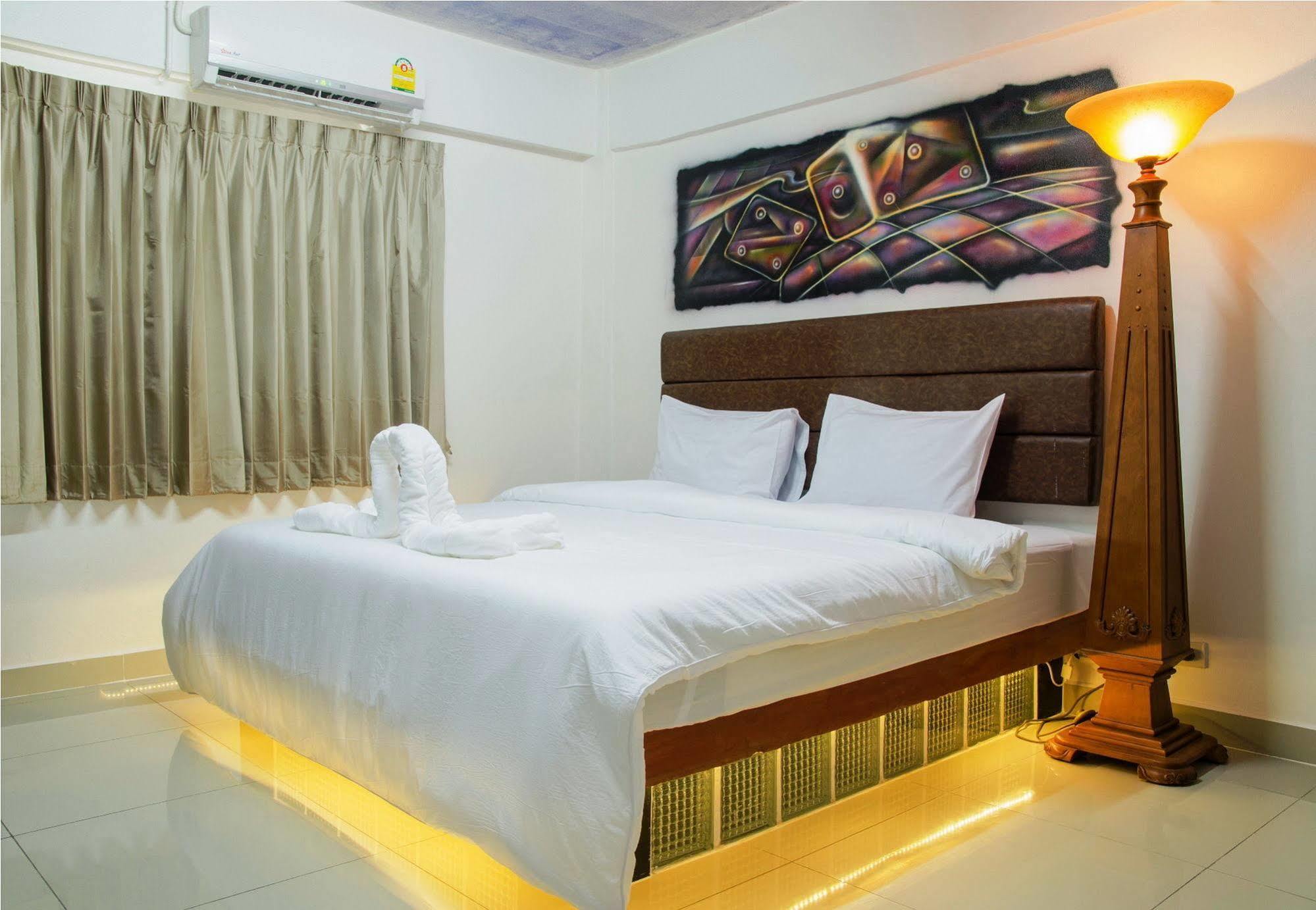 Khunsri Resort Art Boutique Hotel Pattaya Exterior photo